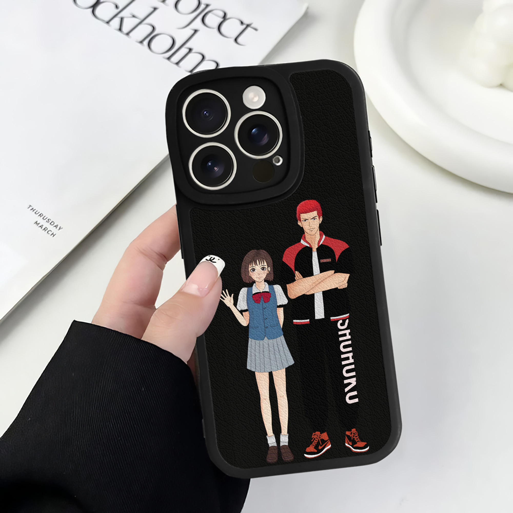 （画像用） SLAM DUNK／スラムダンク 【iPhone 16シリーズ対応】シリコンスマホケース（レザー調） 材質：シリコン